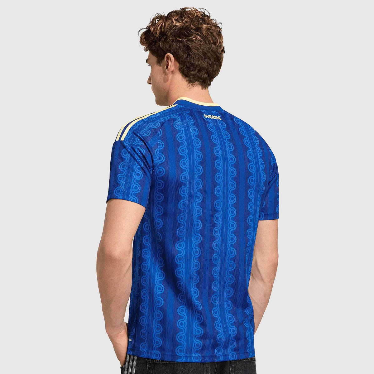 Away 26/27 Fan Shirt