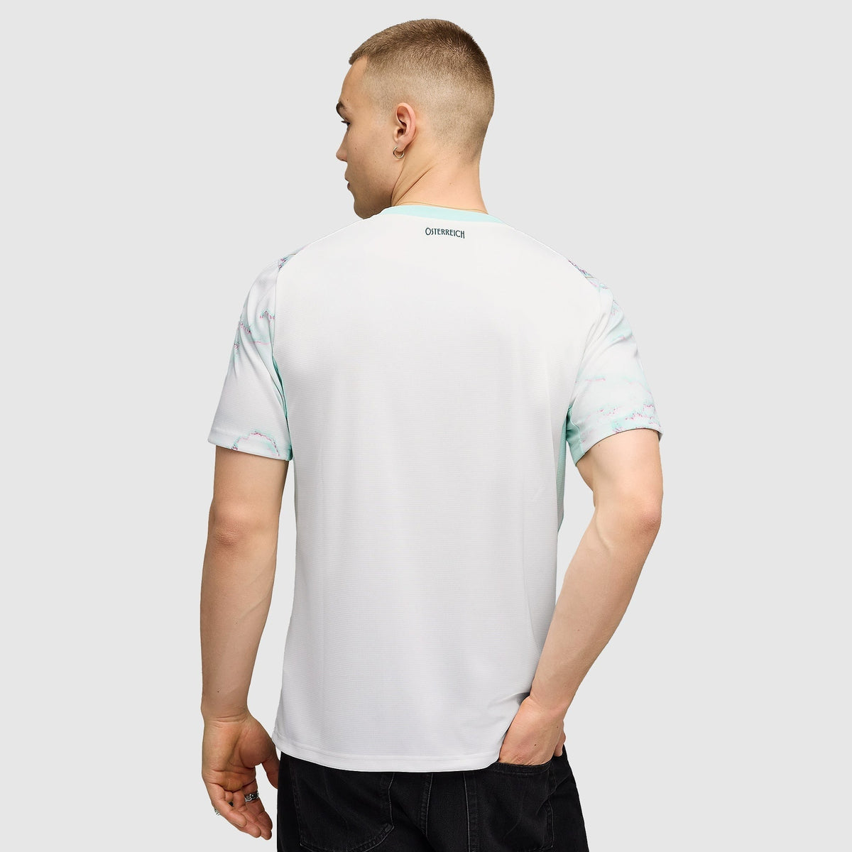 Away 26/27 Fan Shirt